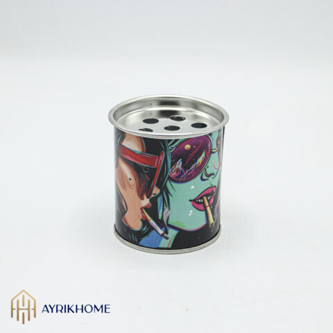 زیرسیگاری طرح دار دختر عینکی